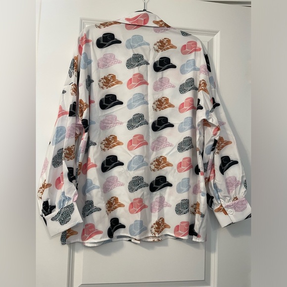 Medium Blushing Brunette Cowboy Hat Button Down - Picture 3 of 4